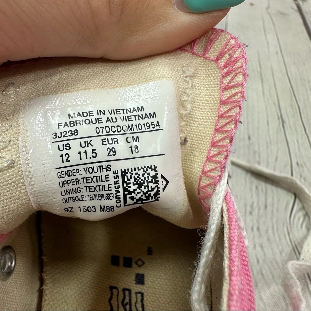 Converse good excellent